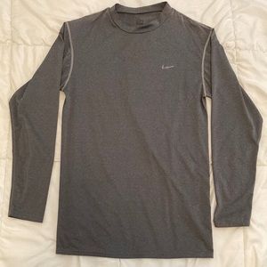 Nike Men's Long-Sleeve Fitness Top Gray Size XS